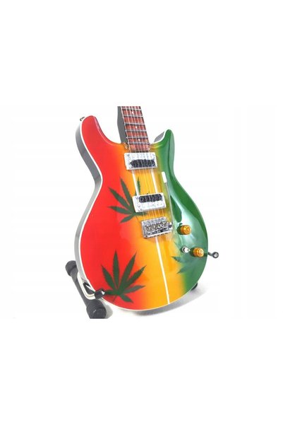 NO BRAND FIGURKA Mini chitară în stilul tributului lui Bob Marley Ganja 1:4