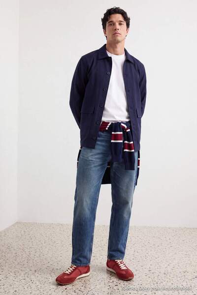 Trendyol Collection Navy Blue Self-Textured Regular/Regular Fit Seasonal Men'...
