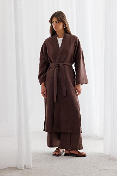 Mizalle Kahverengi Keten Dokulu Kuşak Detaylı Uzun Kahve Kimono