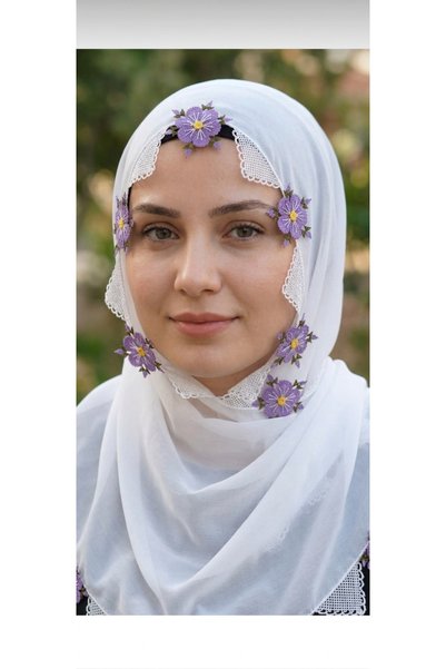 NUMİSTORE Needle-Embroidered White Color Prayer Mat with Prayer Beads