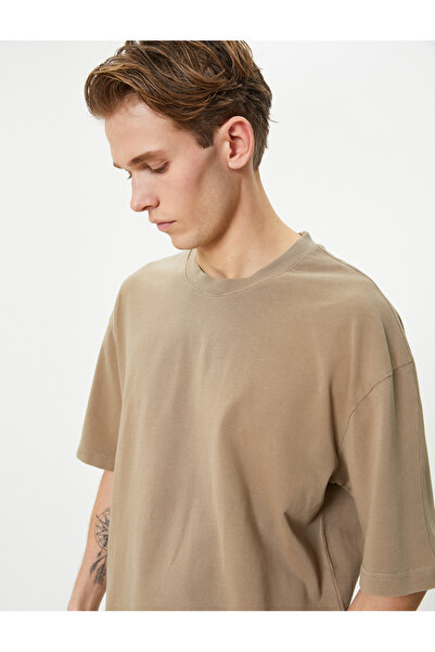 Koton Übergroßes T-Shirt Basic mit Rundhalsausschnitt, kurzen Ärmeln und aus ...