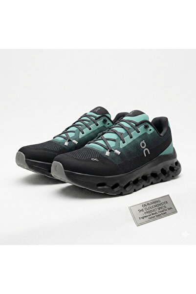 on Clouds أحذية رياضية فاخرة للرجال والنساء من On Running Cloudtilt Aqua Iron
