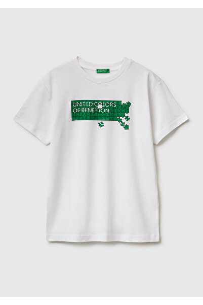 United Colors of Benetton قميص تي شيرت أبيض للأولاد مع طباعة شعار على الجهة ا...