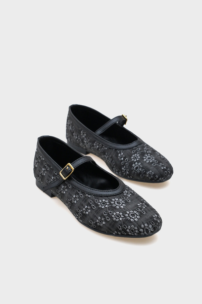 Capone Outfitters Carleen Ремък с каишка Мрежест флорален мотив Заоблен нос П...