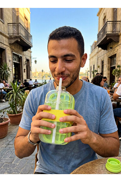 unbrand زجاجة ماء مع قالب ثلج 2 في 1، صينية ثلج سيليكون مع غطاء وشفاطة، زجاجة...