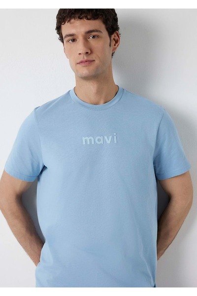 Mavi تي شيرت رجالي مطبوع عليه شعار M0612732