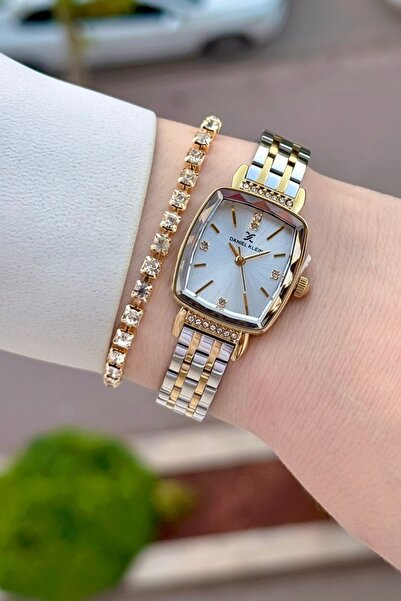 Daniel Klein Women's Wristwatch and Bracelet