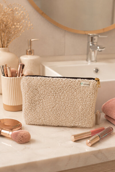 LİFENES Velsoft Lamb Zippered Beige Plush Makeup Bag 26X18 cm