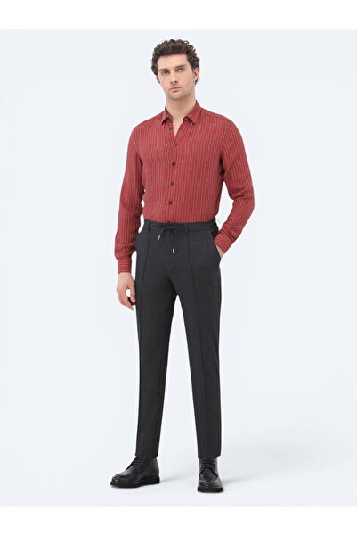 Kip Pantaloni casual Jogging Fit țesuți antracit