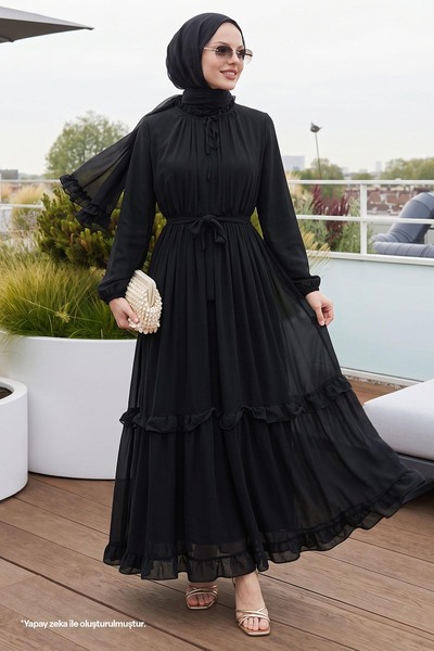 InStyle Μαύρο φόρεμα σιφόν με βολάν και λεπτομέρειες σε στυλ σάλι