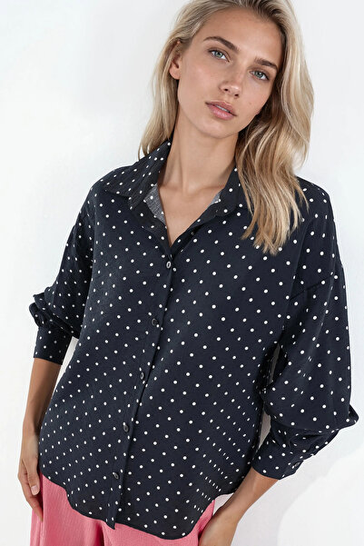 Merterium Women's Oversize Polka Dot Shirt 1512 - Black