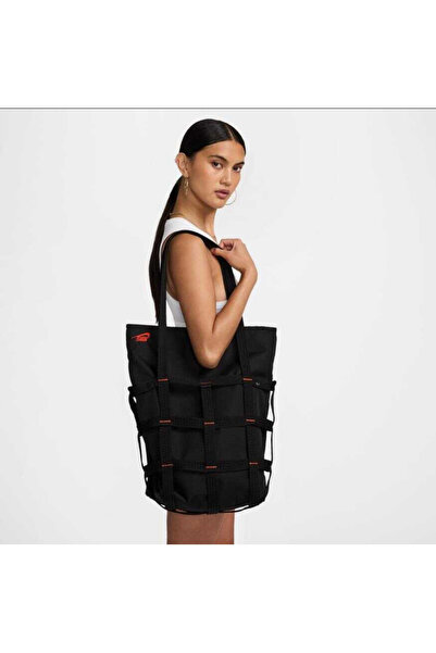 Nike Cargo Tote (12L) Çift Taraflı Çok Amaçlı Kadın Çantası(yousports)