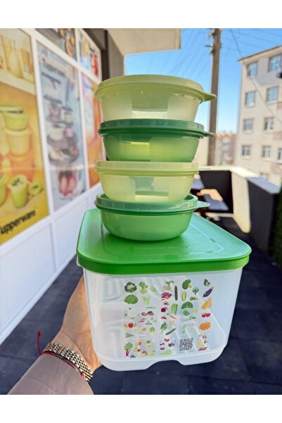 Tupperware 4 Pieces of 300 ml Şekergap and 4.4 Lt Sera.