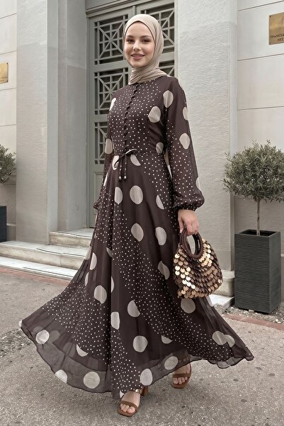 InStyle Φόρεμα με μανίκια μπαλόνια από σιφόν πουά σε θερμό καφέ