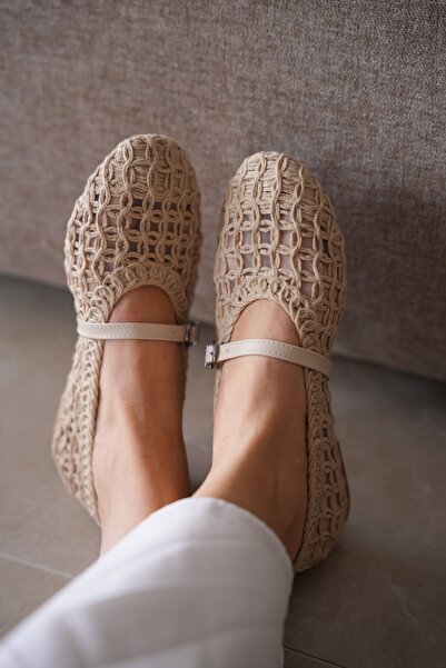 selin shoes Serisse Ayarlanabilir Toka Detaylı Örgü Kadın Babet- EKRU