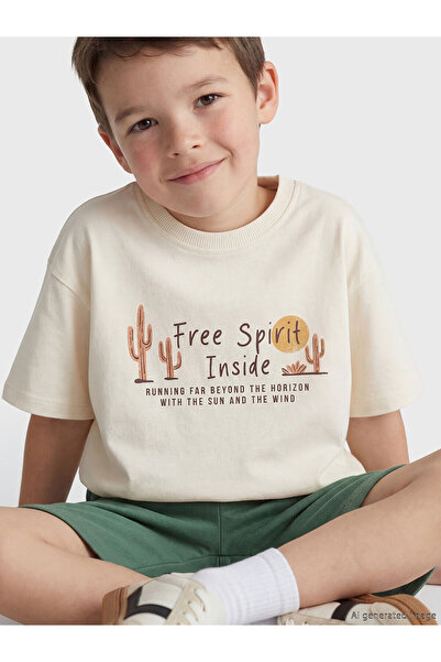 LC Waikiki Original Oval Collar Printed Boy's T-Shirt