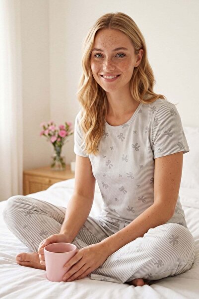 Niket Life Women's Tiny Ribbon Patterned Crew Neck Short Sleeve Long Combed C...