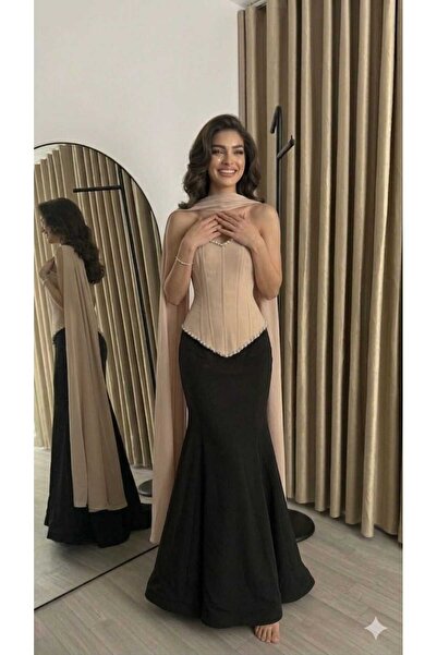 maria fashion Lamia's dress