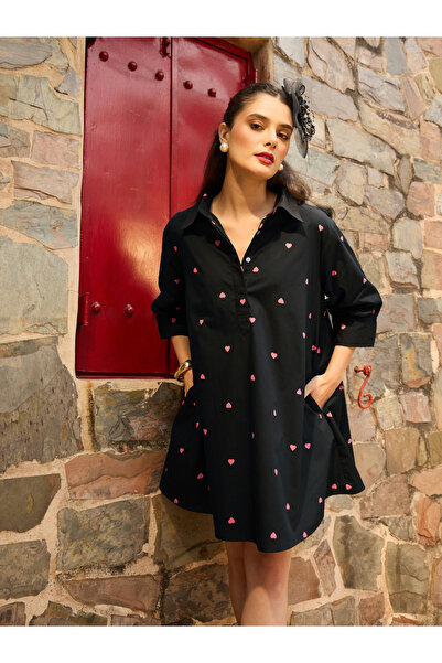 Sassafras By Styli Black Heart Print Collar Neck Mini Dress