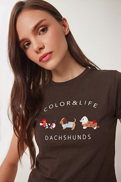 Lovelyİstanbul Nakış İşlemeli Pamuklu Örme T-shirt LCR0127 KAHVERENGİ