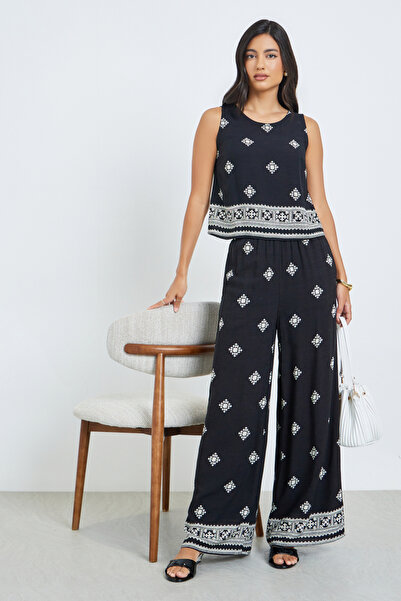 Styli Black Printed Sleeveless Top and Pants Co-ords