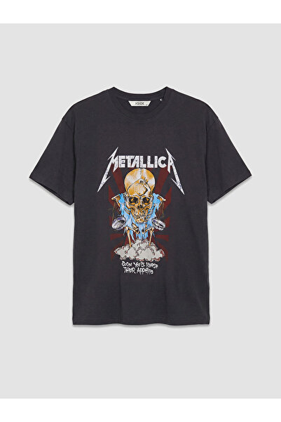LC Waikiki Γυναικείο μπλουζάκι NEVAVM με στάμπα Metallica, 100% βαμβάκι