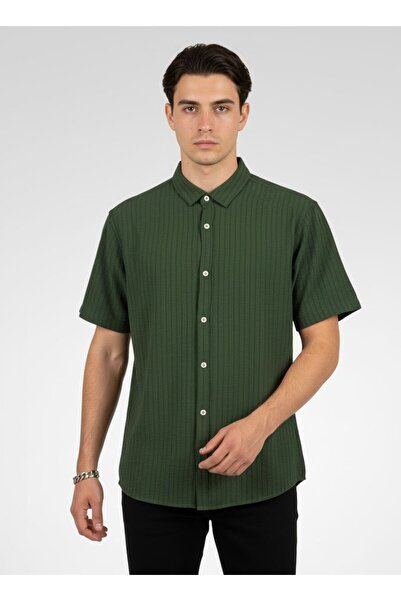 Ike Behar Men Regular Fit Textured Short Sleeve Casual Shirt, Green