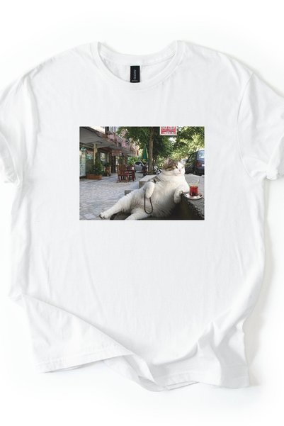 Auryne Jewelry Unisex Popular Tea Drinking Cat Printed T-Shirt Durable Printing Summer T-Shirt