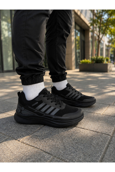 jeneric Men's sports shoes