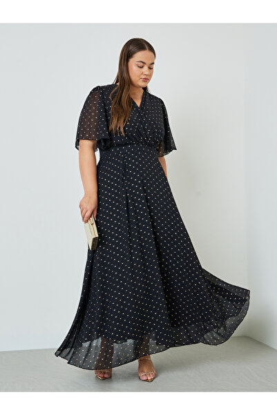 Styli Plus Size Foil Print A-Line Maxi Dress