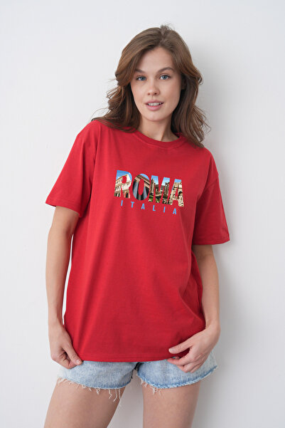 TREND EMMODA Tricou casual roșu cu gât rotund, cu imprimeu Scenă Colosseum, R...