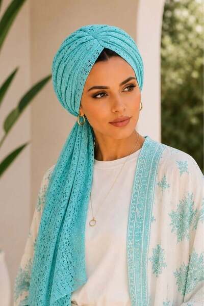 Aişe tesettür Mint Lace Buckle Bonnet