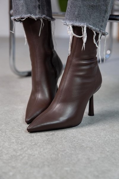 Hale Ege Cizme elastice maro pentru femei, cu toc stiletto subțire, cu fermoa...