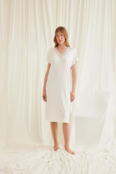 civetta Lace Collar Short Sleeve Ecru Nightgown