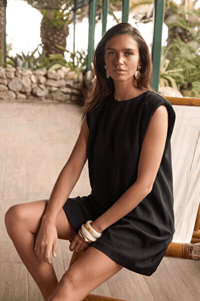 poupee Black padded midi dress