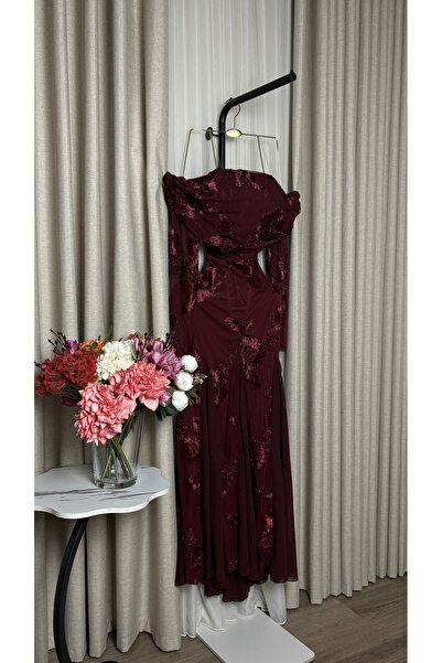 leevan fashion فستان سهرة عنابي فخم طويل بأكمام وتطريز مخملي بارز (أوف شولدر)