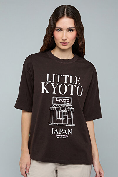 R&B Typography Print T-Shirt with Crew Neck and Short Sleeves