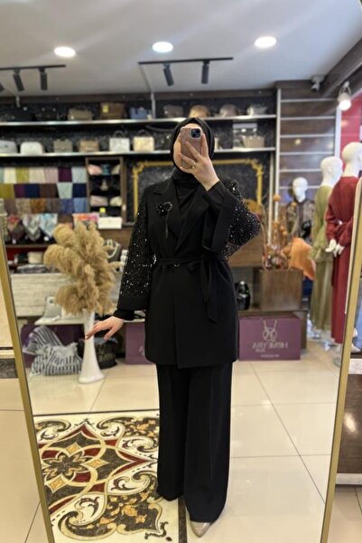 HÜMEYRA BUTİK Sleeveless Beaded Set