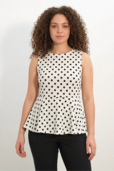 Şeker Portakalım Women's Round Neck Zero Sleeve Polka Dot White Blouse