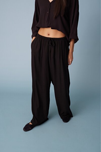 Nisan Comfortable Pants with Elastic Waist
