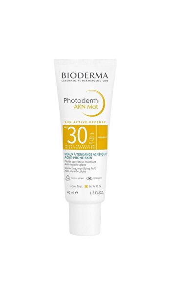 Bioderma Photoderm AKN Mat Fluid SPF30 40ml – Αντηλιακή Κρέμα Προσώπου για Λι...