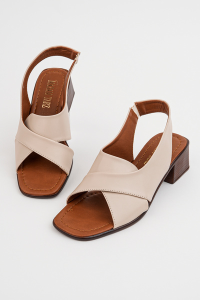 Madam Tarz Bln-75 Thick Heel Cross Strap Sandals