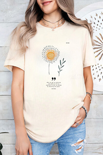 Sarah's Boutique Women's T-shirt – 100% cotton – Achieve Goals