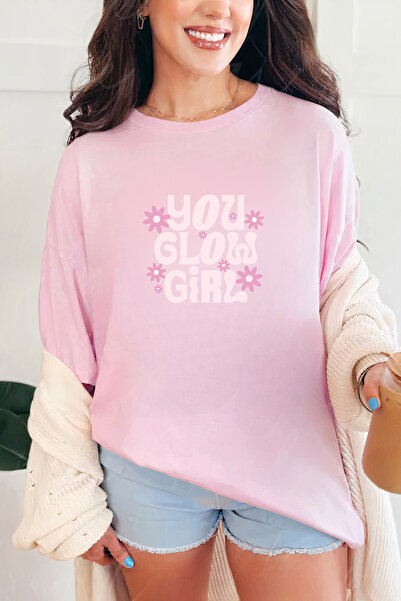Sarah's Boutique Women's T-shirt – 100% cotton – Glow Girl
