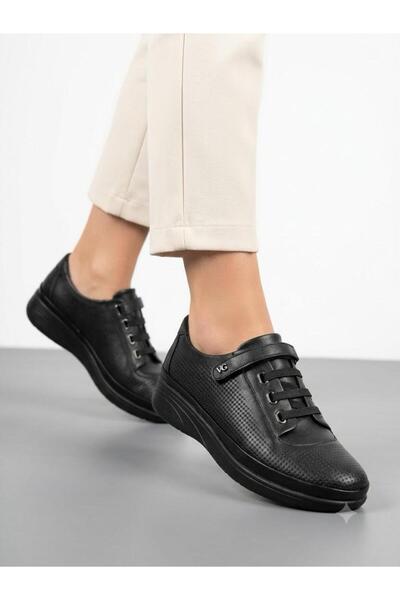 Voyager Women's black genuine leather orthopedic sole lightweight daily shoes