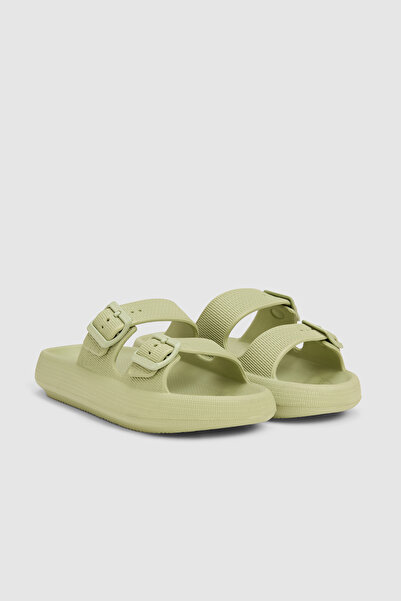 U.S. Polo Assn. Women's Green Slippers 50324830-Vr016