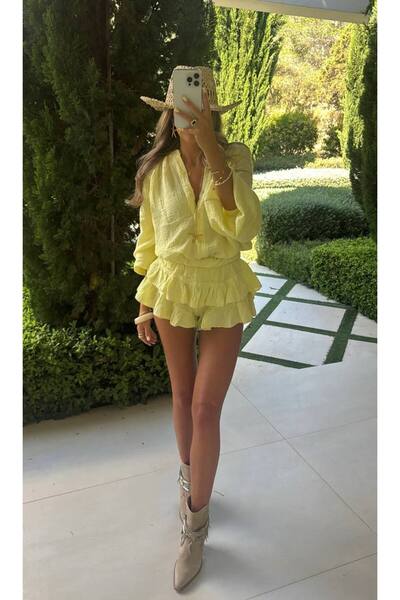Miss Beyoğlu Women's Lace Detailed Muslin Fabric Shorts Jumpsuit