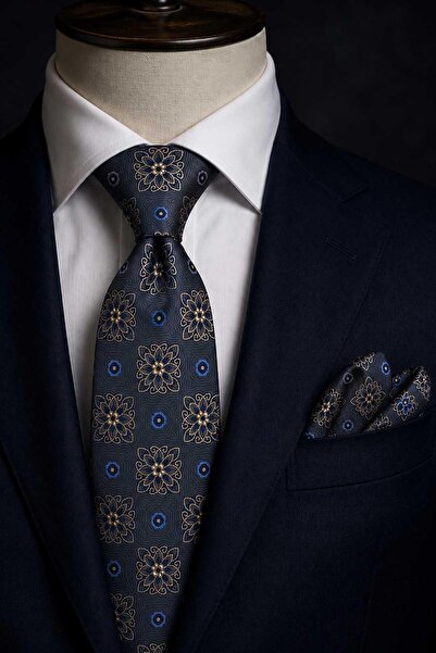 Kravatkolik Classic Tie with Smoked Motif Patterned Handkerchief Kk13738