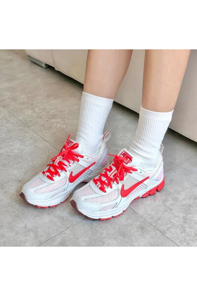 Nike Vomero 5 White Sneaker Sportie (Slim Fit)