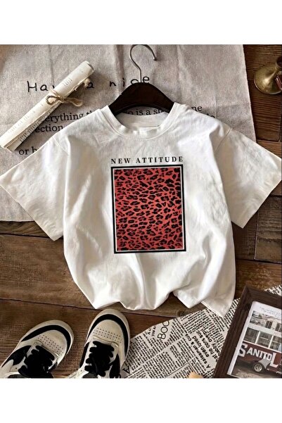 LELVANİ New Attitude Colorful Leopard Printed Crew Neck T-Shirt
